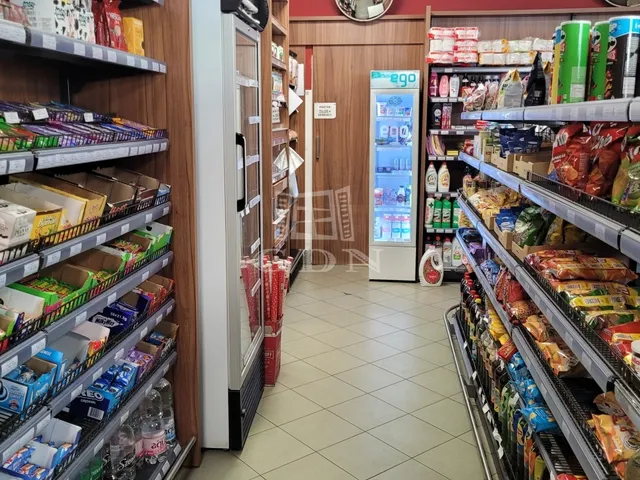 Eladó kereskedelmi és ipari ingatlan Budapest XIV. kerület 69 nm