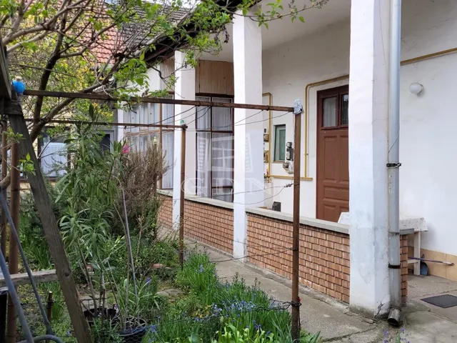 Eladó ház Budapest XV. kerület, Rákospalota 125 nm