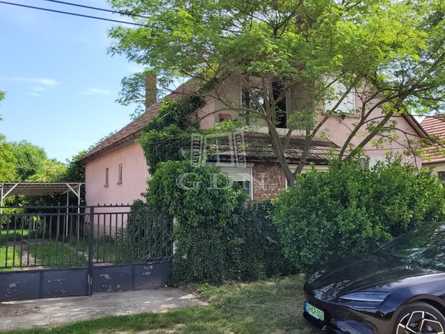 Eladó ház Tápiószecső 160 nm