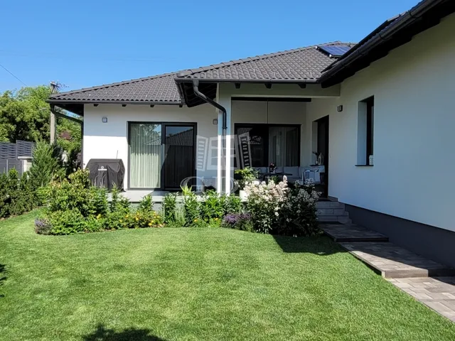 Eladó ház Dunakeszi 178 nm