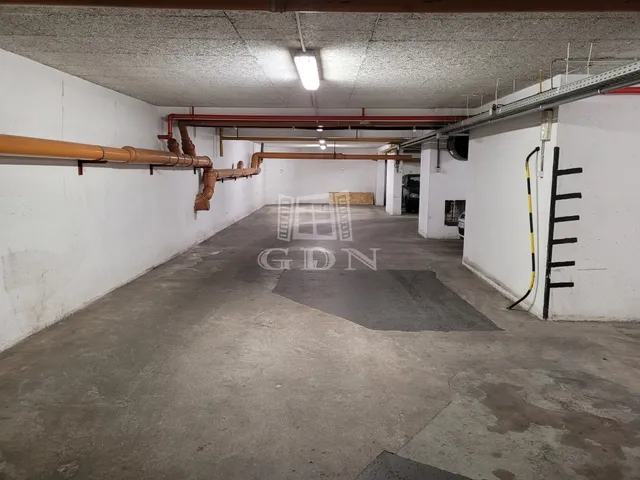 Kiadó garázs Budapest IV. kerület 15 nm