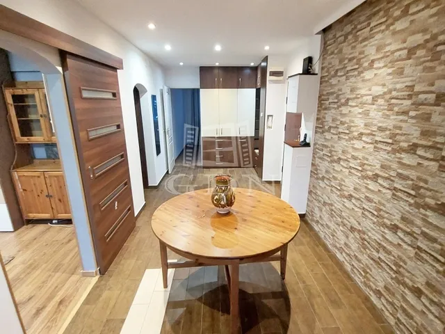 Eladó lakás Budapest III. kerület, Békásmegyer 74 nm