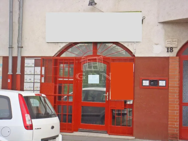 Kiadó kereskedelmi és ipari ingatlan Budapest IV. kerület 31 nm