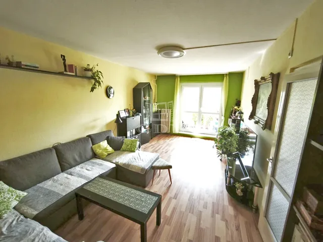 Eladó lakás Budapest III. kerület 74 nm