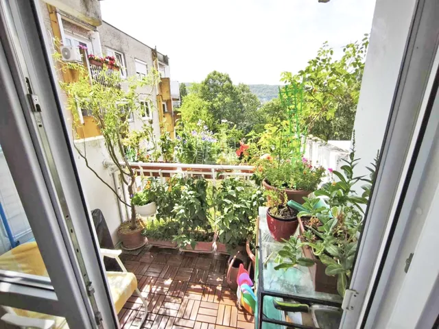 Eladó lakás Budapest III. kerület 74 nm