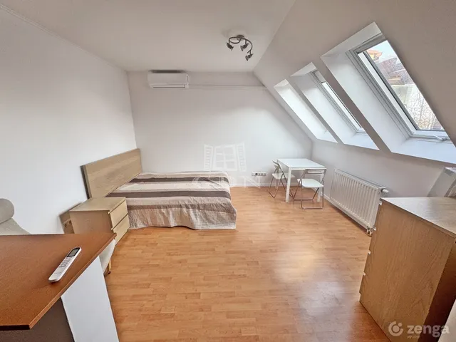 Eladó lakás Budapest XVI. kerület, Árpádföld 32 nm