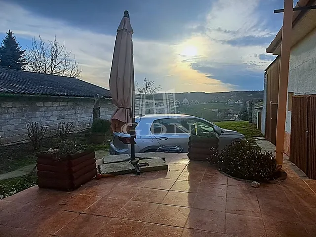Eladó ház Etyek 85 nm