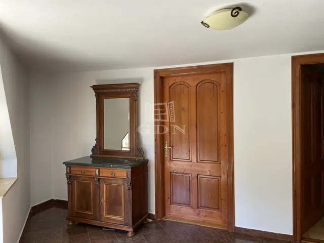 Eladó ház Solymár 470 nm