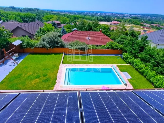 Eladó ház Őrbottyán 240 nm