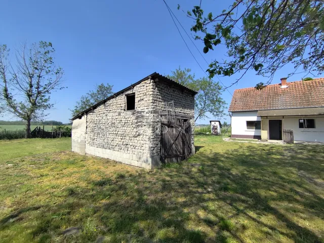 Eladó mezőgazdasági ingatlan Jakabszállás 80 nm