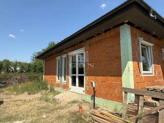 Eladó ház Ballószög 91 nm
