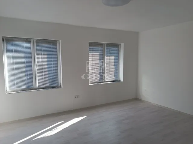Eladó ház Kecskemét 59 nm
