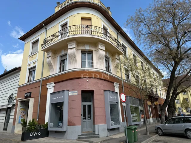 Eladó lakás Kecskemét, Belváros 80 nm