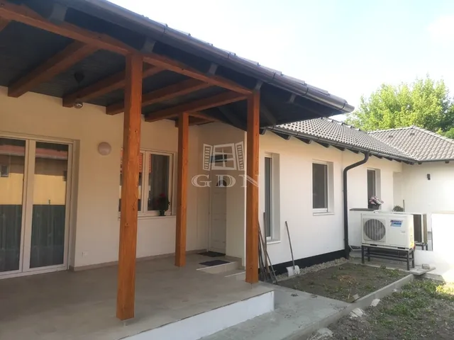 Eladó ház Albertirsa 65 nm