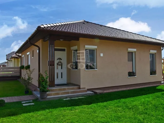 Eladó ház Kecskemét 75 nm