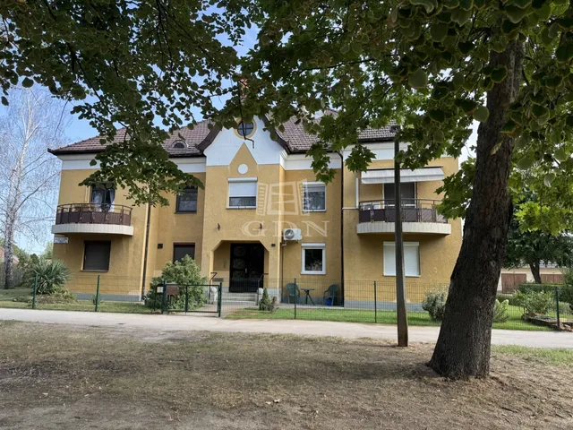 Kiadó lakás Kecskemét 83 nm