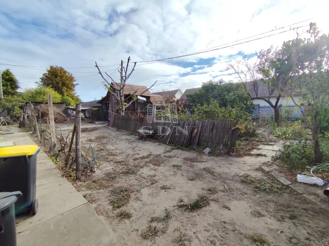 Eladó ház Tiszaalpár 140 nm