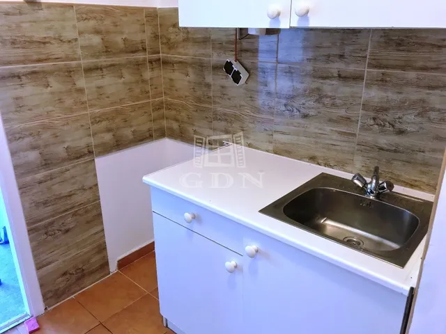 Kiadó lakás Kecskemét 34 nm