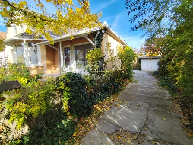 Eladó ház Kecskemét, Petőfiváros 200 nm