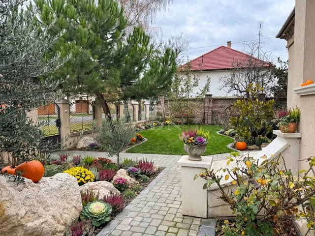 Eladó ház Cegléd 127 nm