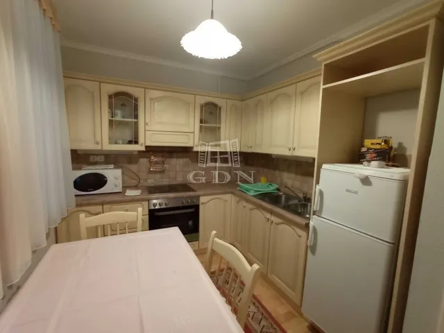 Kiadó lakás Kecskemét, Belváros 67 nm