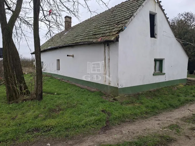 Eladó mezőgazdasági ingatlan Kecskemét 76 nm