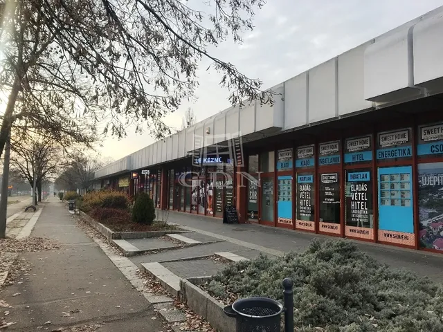 Kiadó kereskedelmi és ipari ingatlan Kecskemét 17 nm