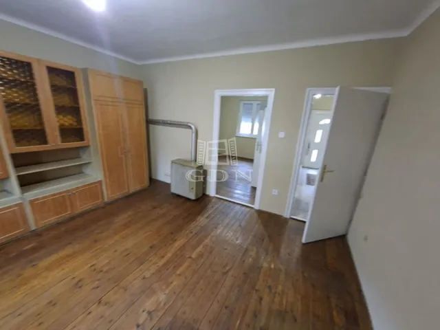 Eladó ház Kecskemét, Petőfiváros 62 nm