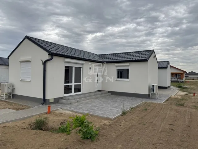 Eladó ház Helvécia 49 nm