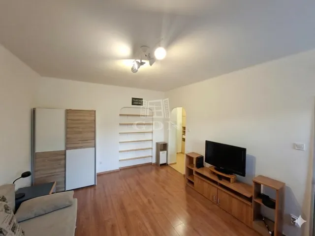 Eladó lakás Kecskemét 28 nm