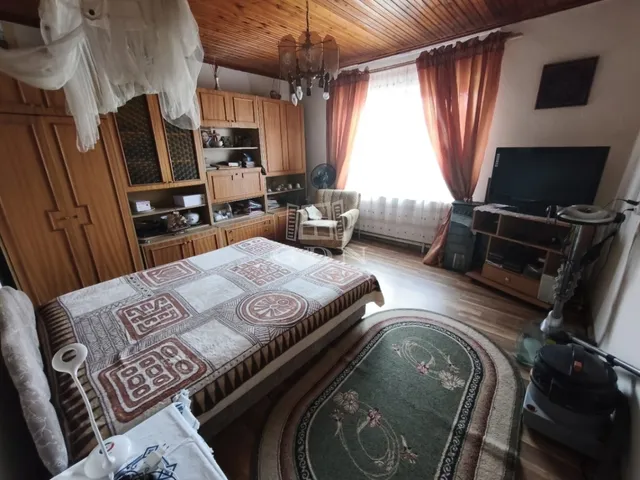 Eladó mezőgazdasági ingatlan Lajosmizse 100 nm