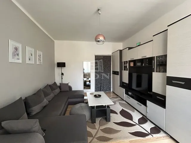 Eladó lakás Kecskemét, Árpádváros 50 nm