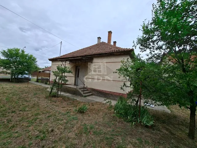 Eladó ház Ágasegyháza 80 nm