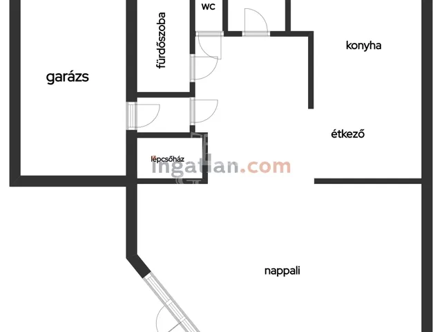 Eladó ház Kecskemét 280 nm