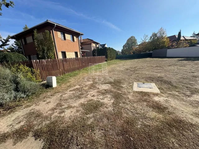 Eladó telek Kecskemét, Máriaváros 598 nm