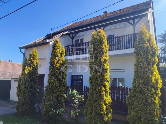 Eladó ház Újszentiván 130 nm