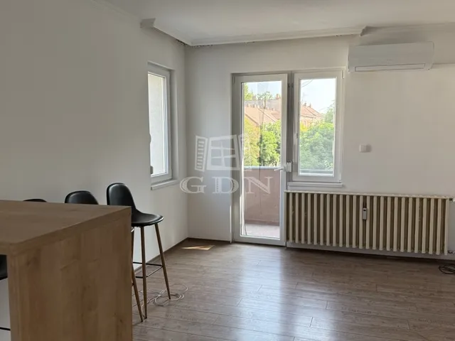 Kiadó lakás Szeged, Alsóváros 64 nm