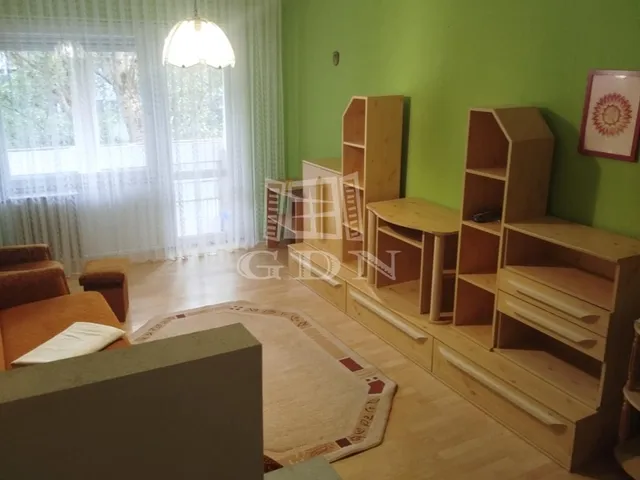 Kiadó lakás Szeged, Makkosház 63 nm