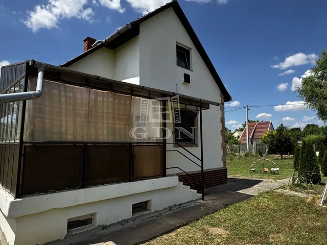 Eladó ház Szeged, Gyálarét 40 nm