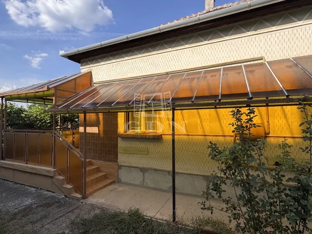 Eladó ház Szeged, Petőfitelep 74 nm