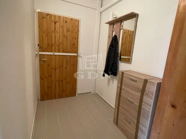 Eladó lakás Szeged, Makkosház 72 nm