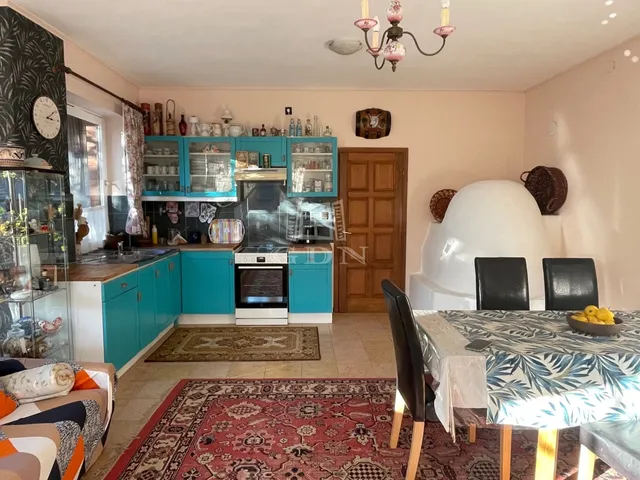 Eladó ház Szeged, Szőreg 254 nm