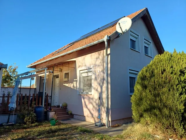 Eladó ház Szeged, Béketelep 84 nm