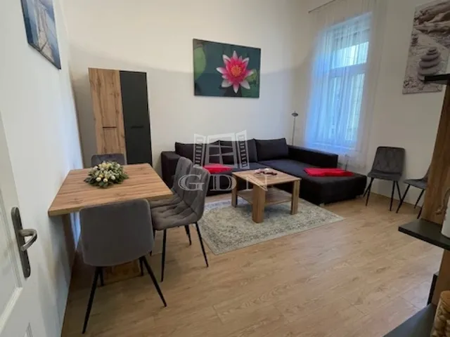 Kiadó lakás Szeged, Belváros 69 nm