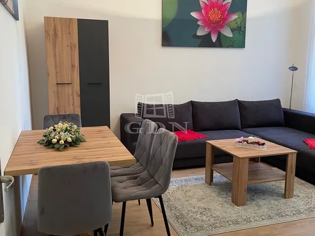 Kiadó lakás Szeged, Belváros 69 nm