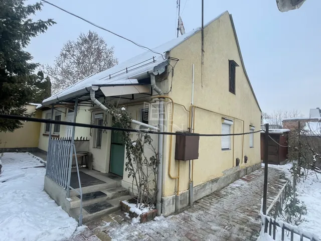 Eladó lakás Szeged, Móraváros 42 nm