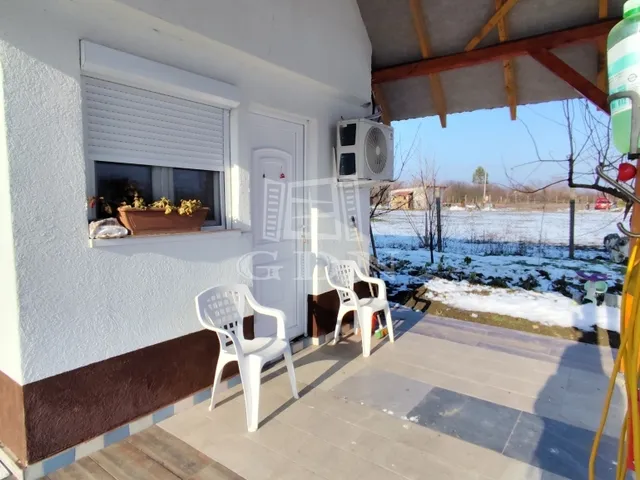 Eladó üdülő és hétvégi ház Újszentiván 18 nm