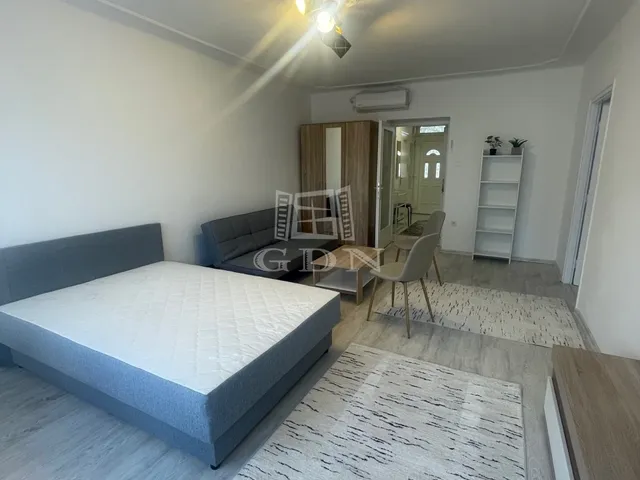 Kiadó lakás Szeged, Belváros 56 nm