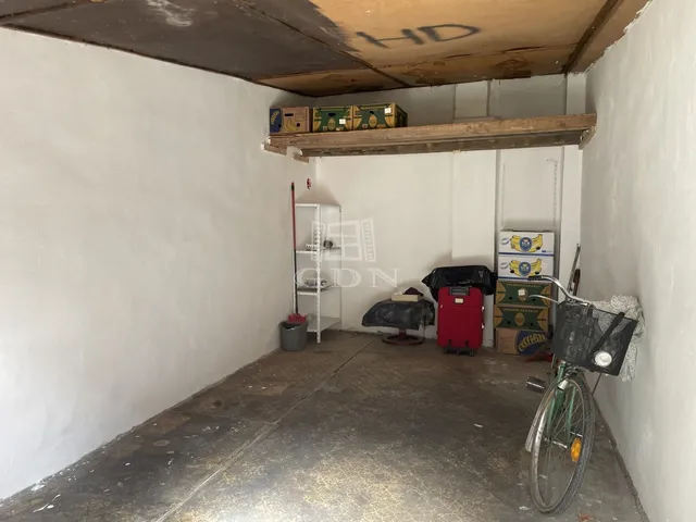 Eladó garázs Szeged, Belváros 14 nm