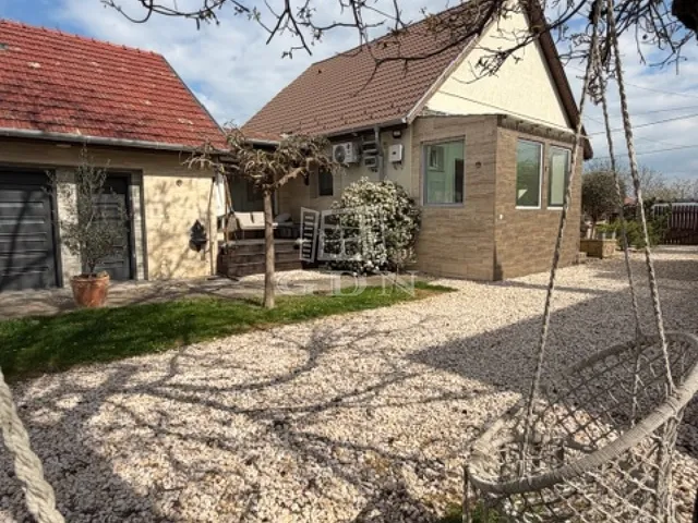 Eladó ház Szeged, Béketelep 100 nm